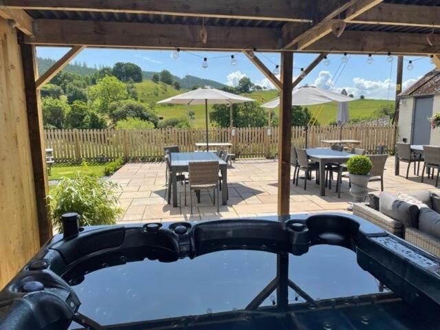 The Grousemoor - North Wales Luxury 7 Bedroom Holiday Rental Llandegla المظهر الخارجي الصورة