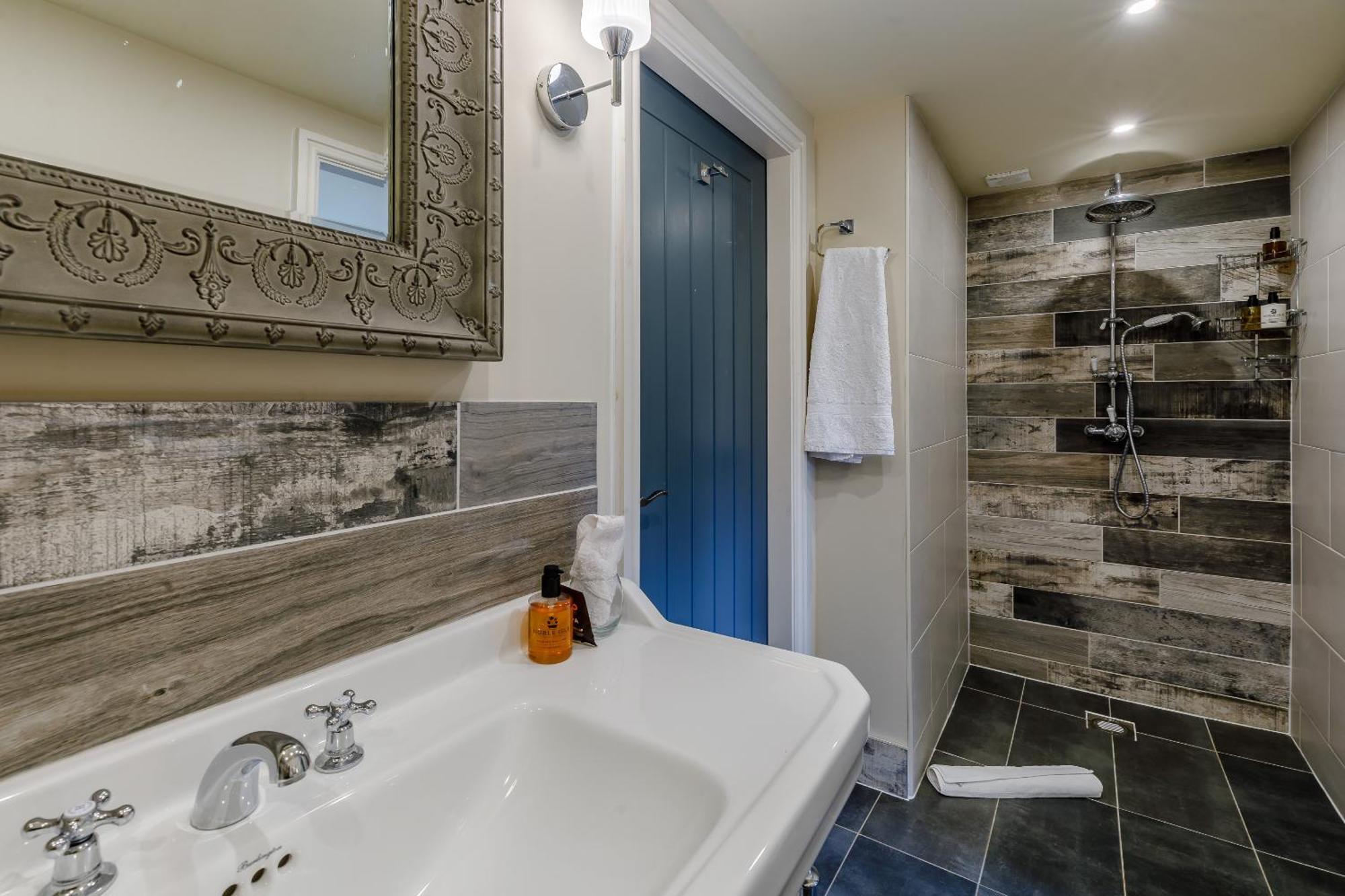 The Grousemoor - North Wales Luxury 7 Bedroom Holiday Rental Llandegla المظهر الخارجي الصورة